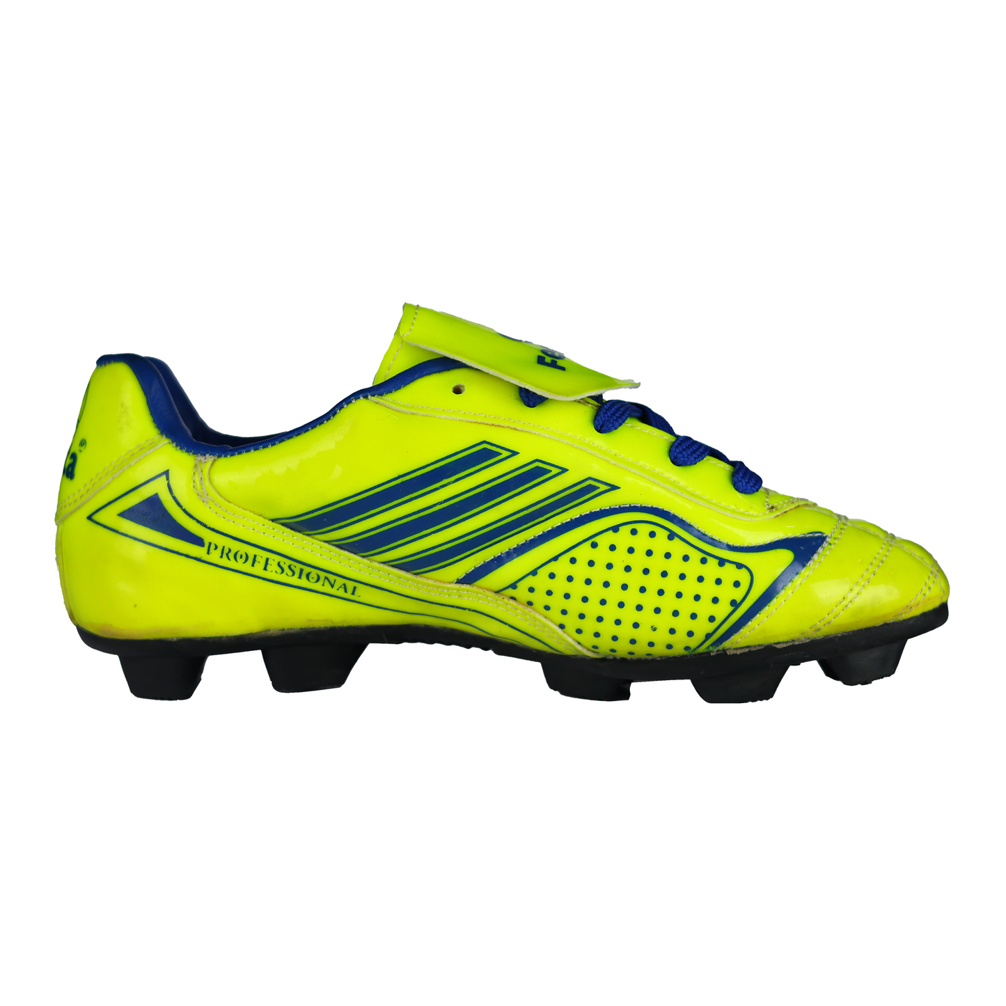 PROFESSIONAL: PU-PVC Soccer Shoe with Two-Tone TPU Sole
